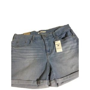 Levi Strauss Mid Length Shorts Size 32 NWT